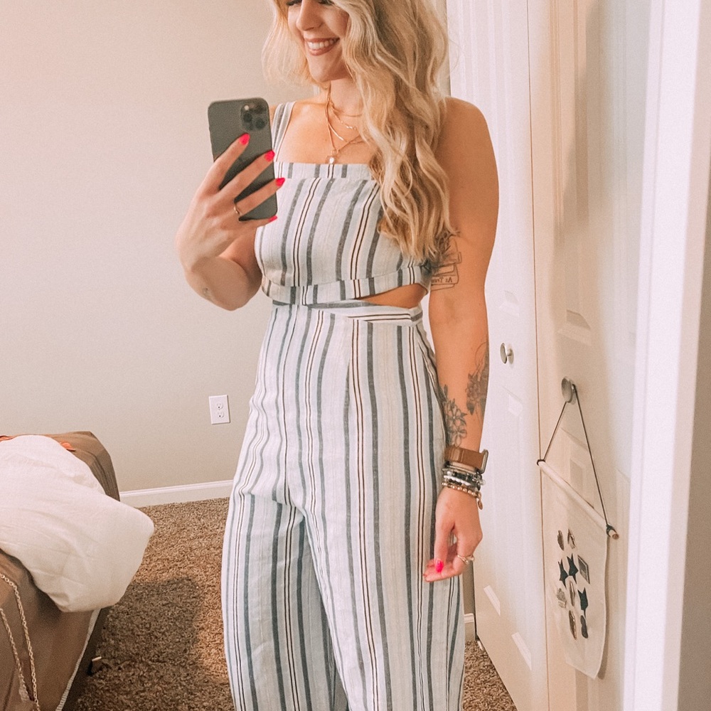 Striped Sleeveless Jumpsuit